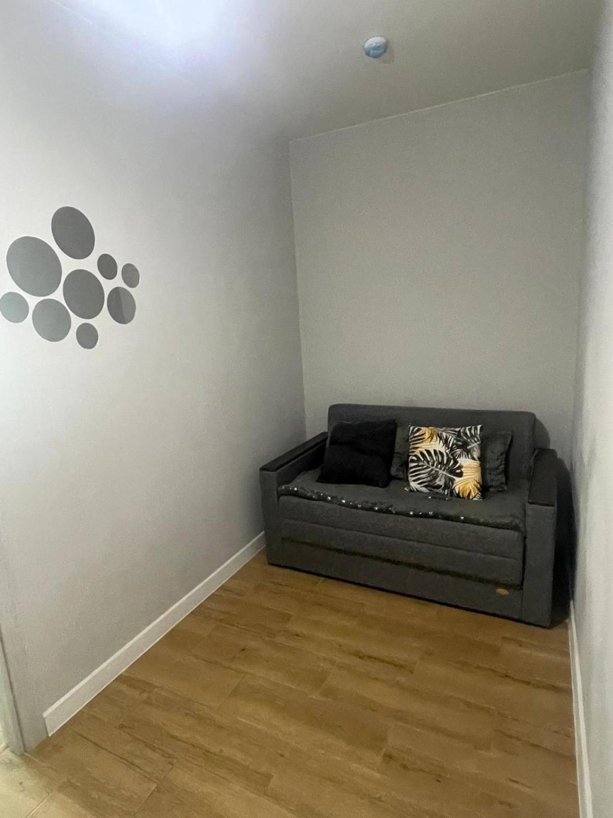 Apartament Dragut In Centrul Orasului! キシナウ エクステリア 写真